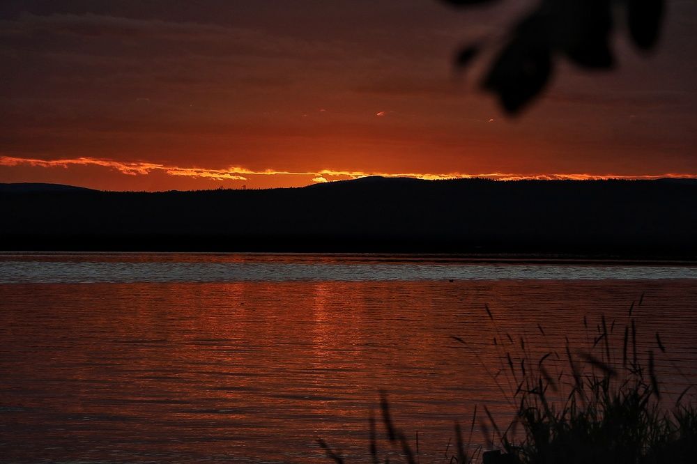 Угольки догорающего дня