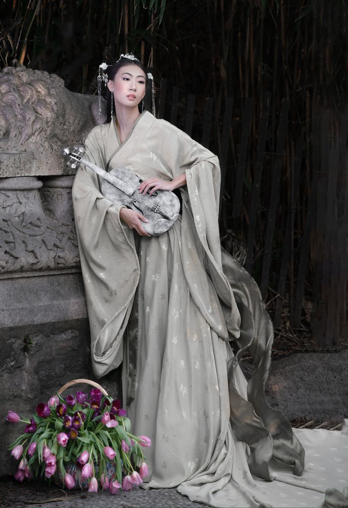 Photograph by Viktoria Naifeh