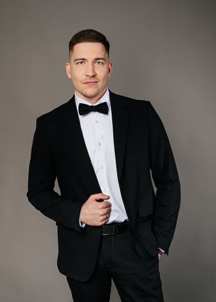 Photograph by Anastasiya Buller