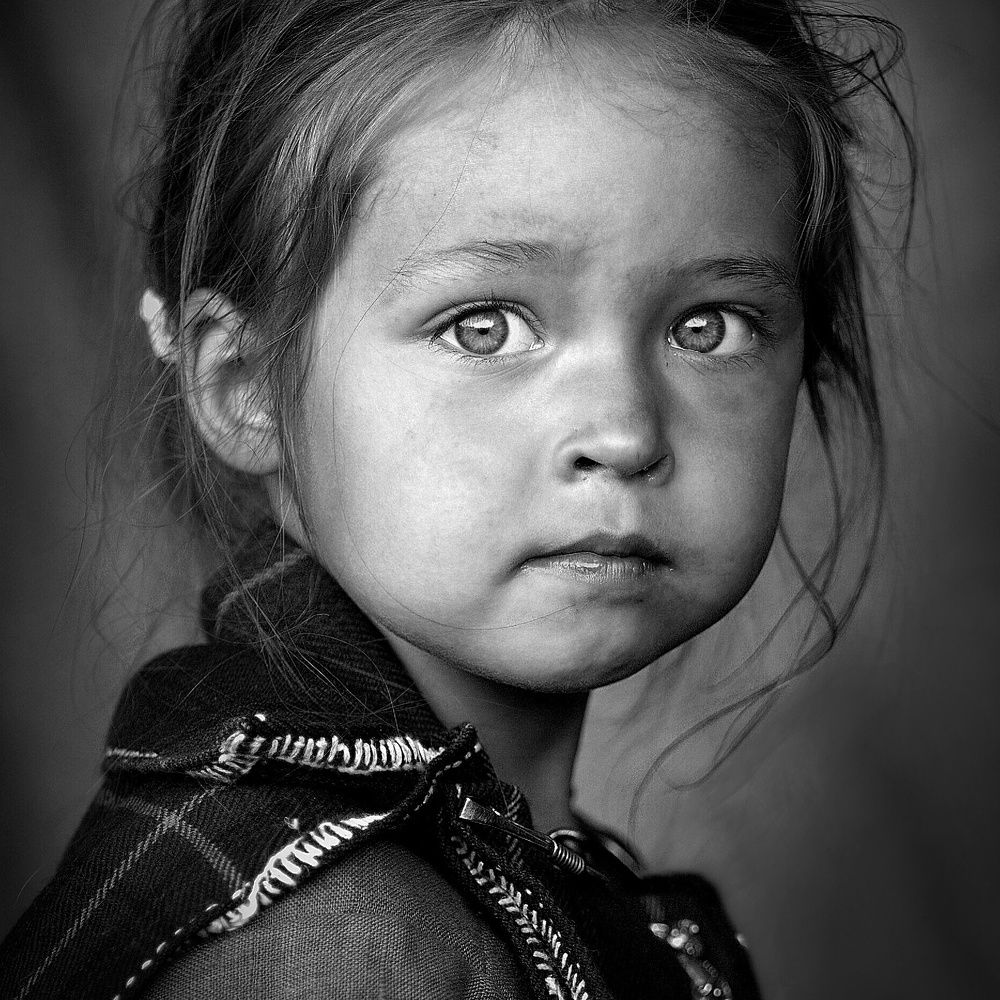 КАК ВЫРАЗИТЕЛЬНЫ ГЛАЗА...