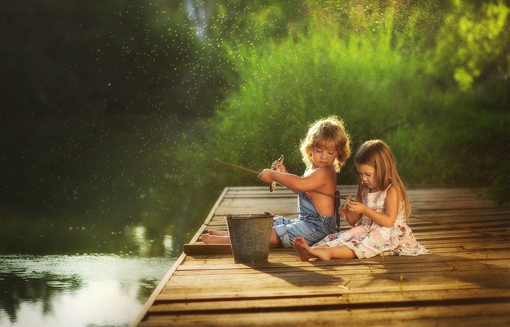 Юные рыбаки