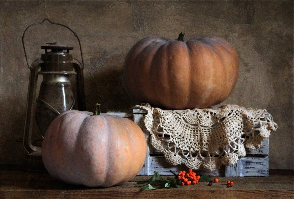 С тыковками....