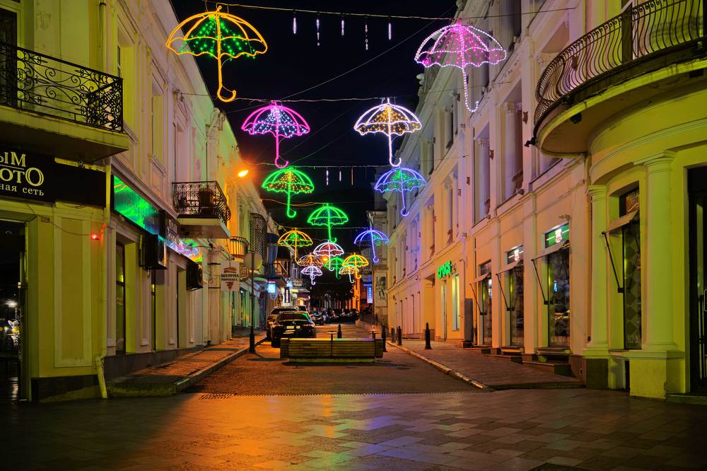 Ночь в южном городе.