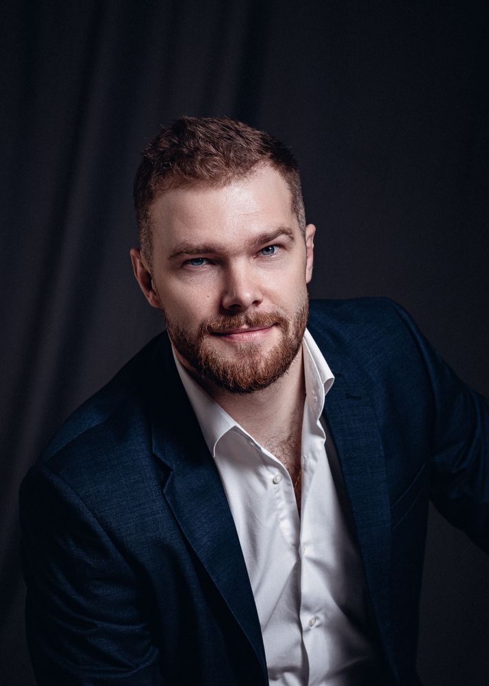 Photograph by Evgeny Khromov