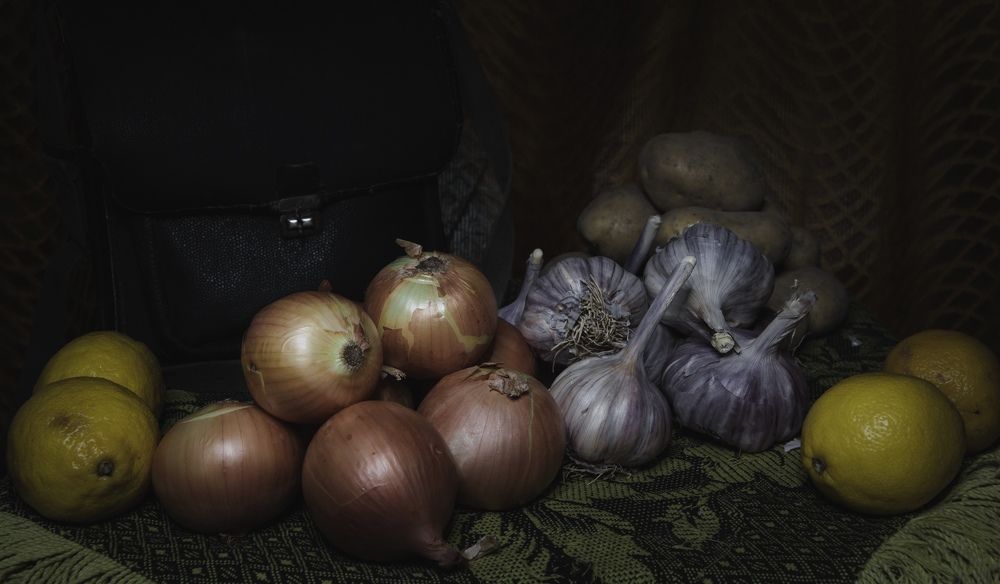 Овощи на пледе