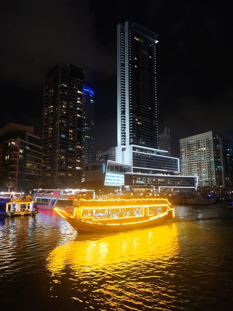 Фотография автора Елена Александрова