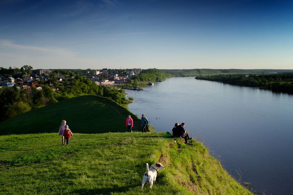 In the evening on the Oka slopes