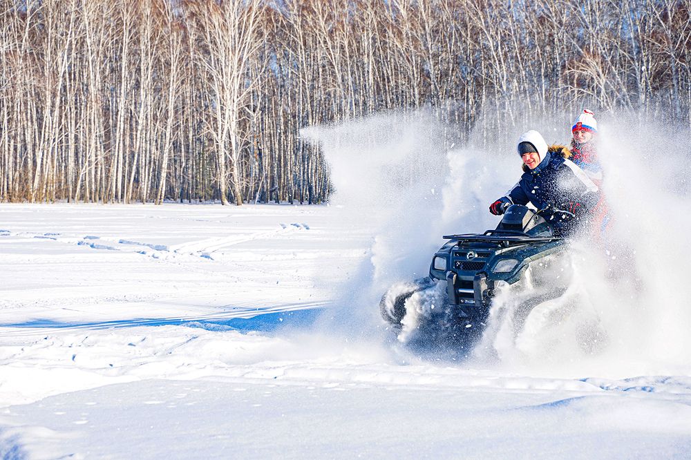 В снежном обрамлении.