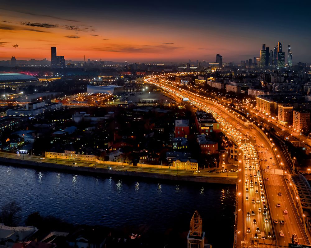 Вечерняя Москва