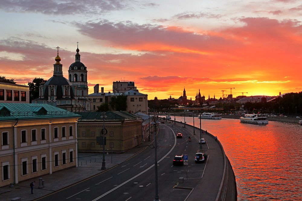 Закат на Москве-реке