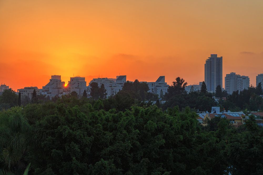 Горячий закат