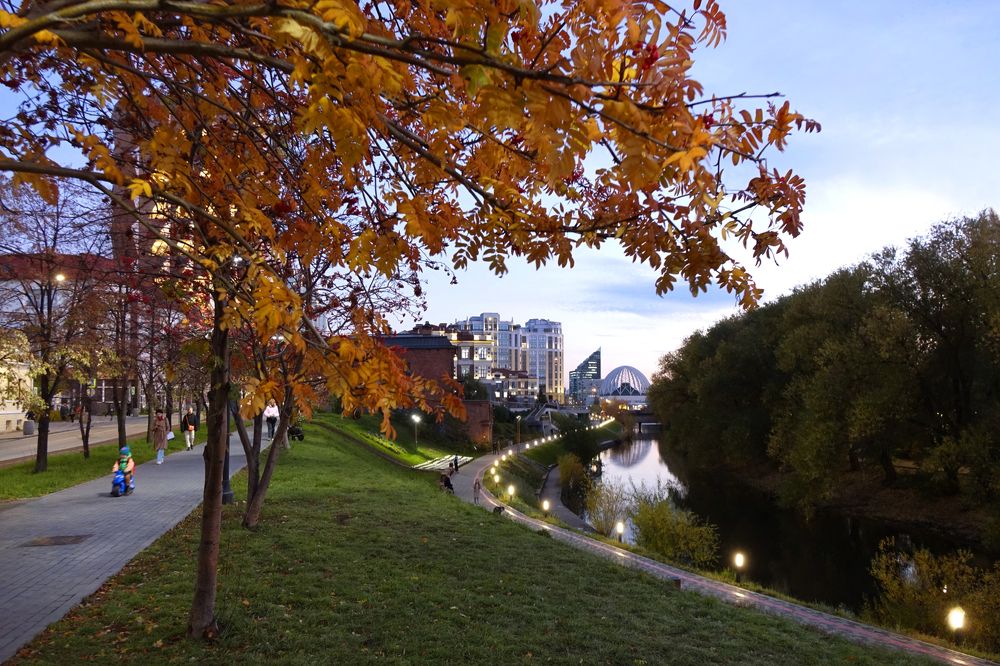 В ОСЕННЕМ УБРАНСТВЕ…