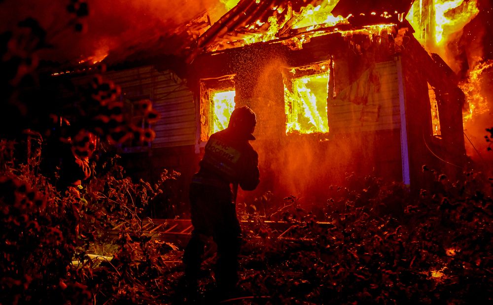 На рубеже огня...