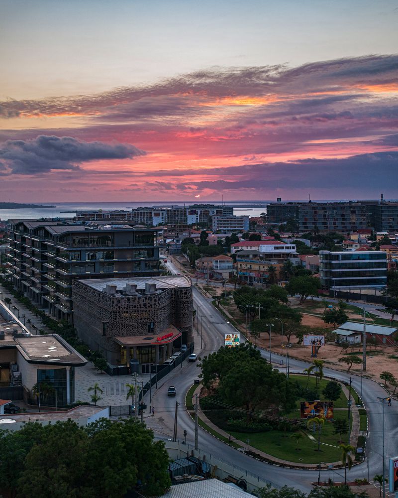 Photograph by AngolaOnAir