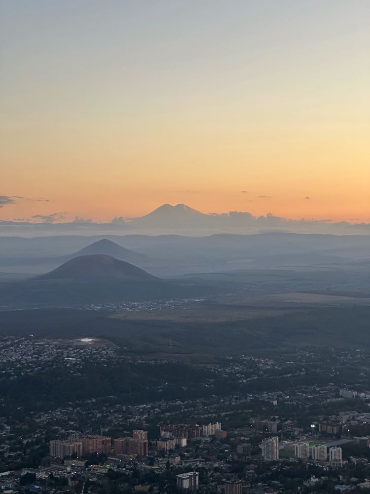 Закат над городом