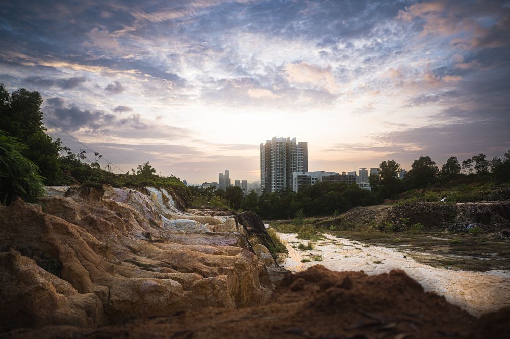 Photograph by Lee kar kit