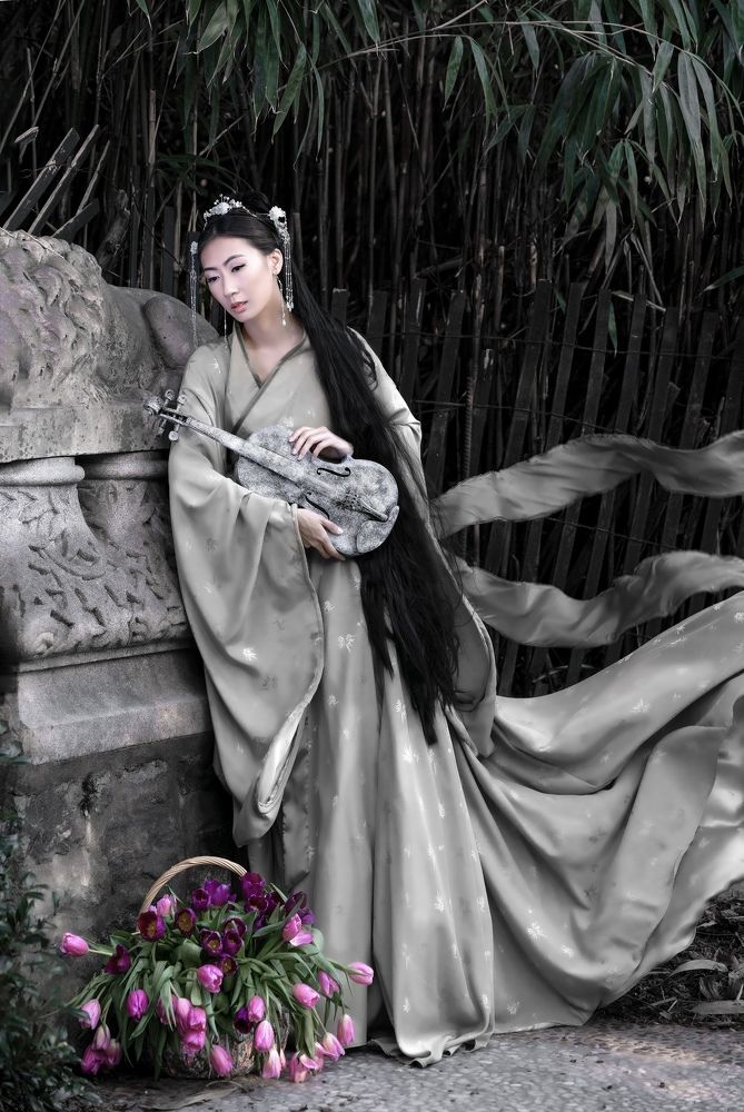 Photograph by Viktoria Naifeh