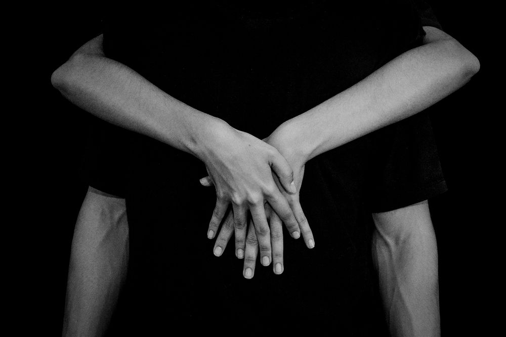 Las manos tienen la palabra