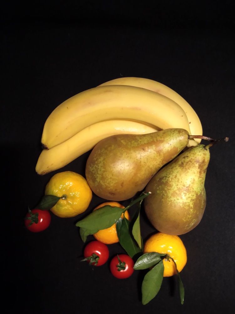 Натюрморт с фруктами и овощами