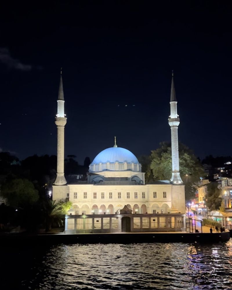 There are n+1 beautiful mosques to see in Istanbul