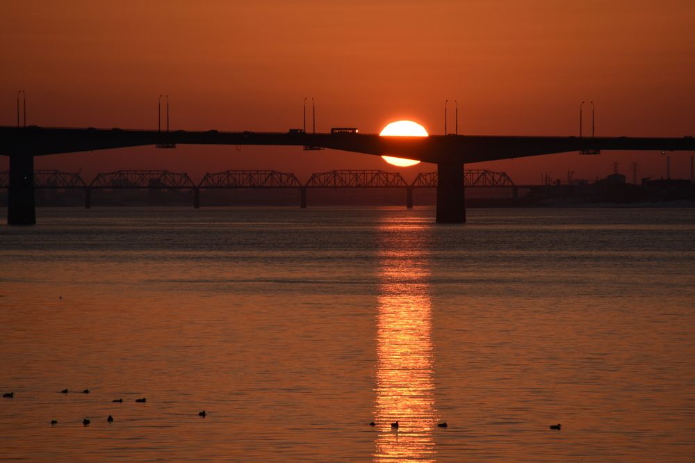 Вечер на набережной