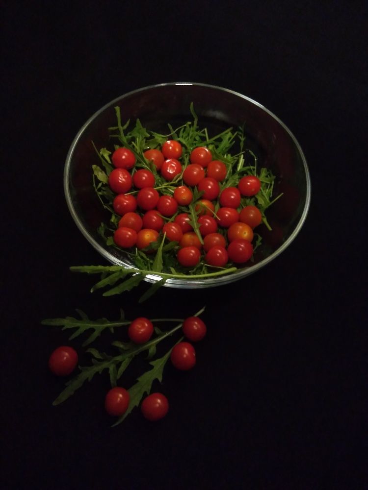 Руккола и черри