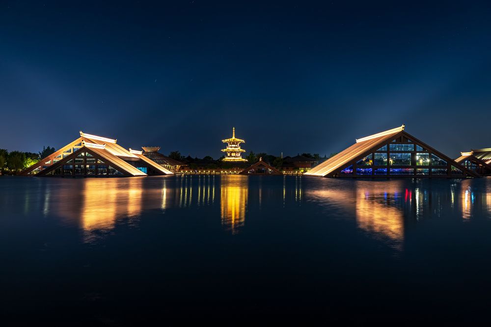 Photograph by Lin Jing