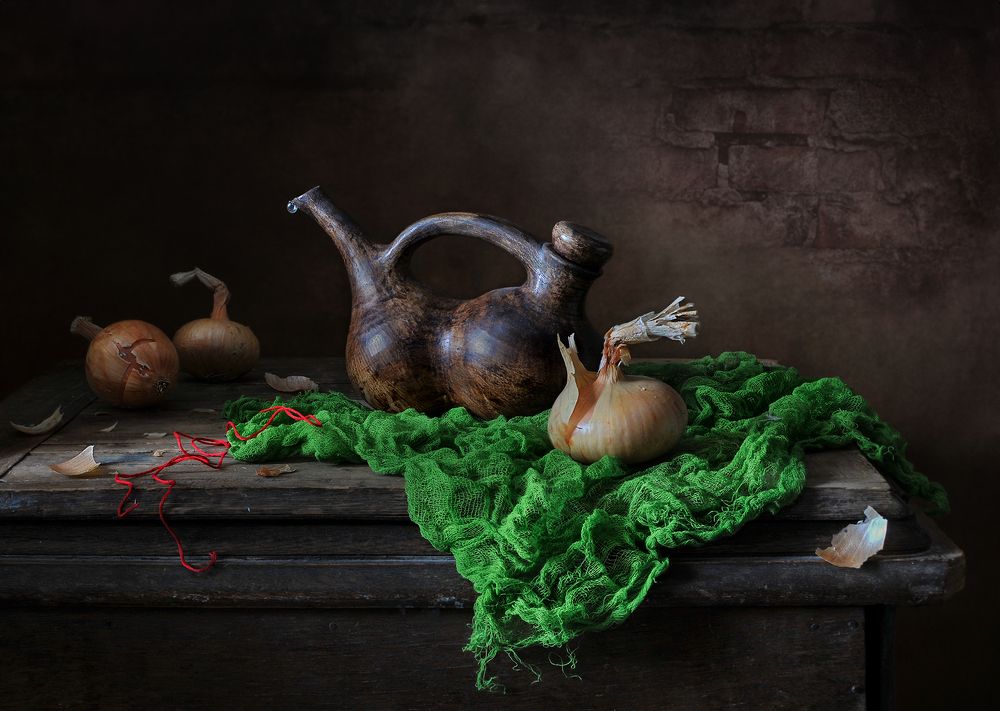 С елейником и репчатым луком