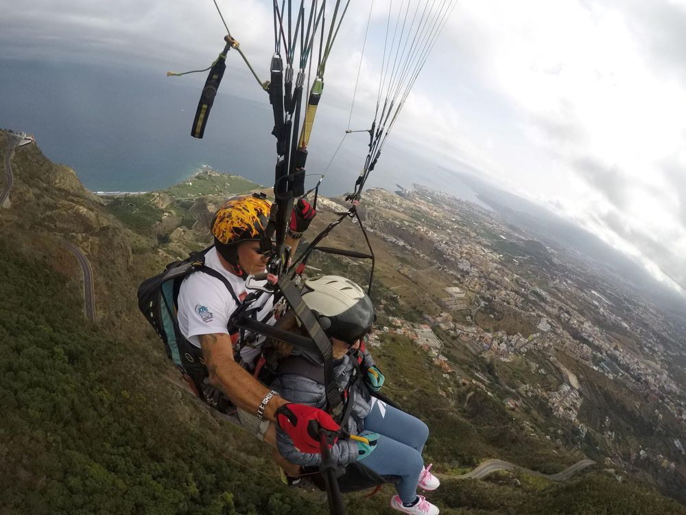 Paragliding