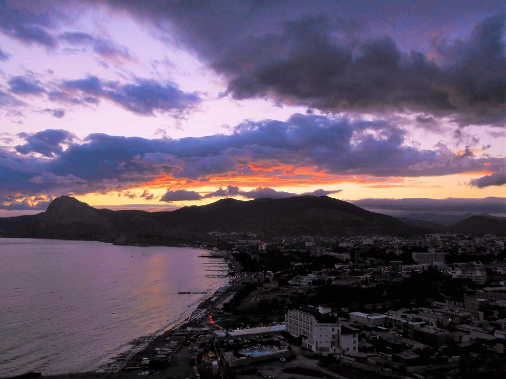 Вечер в Судаке