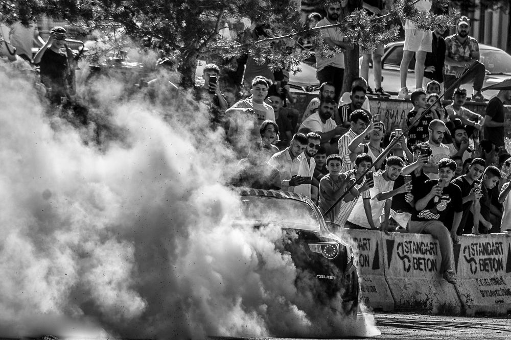 Photograph by DAMOUN POURNEMATI