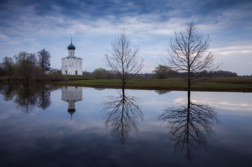 Photograph by Roman Lyubimski