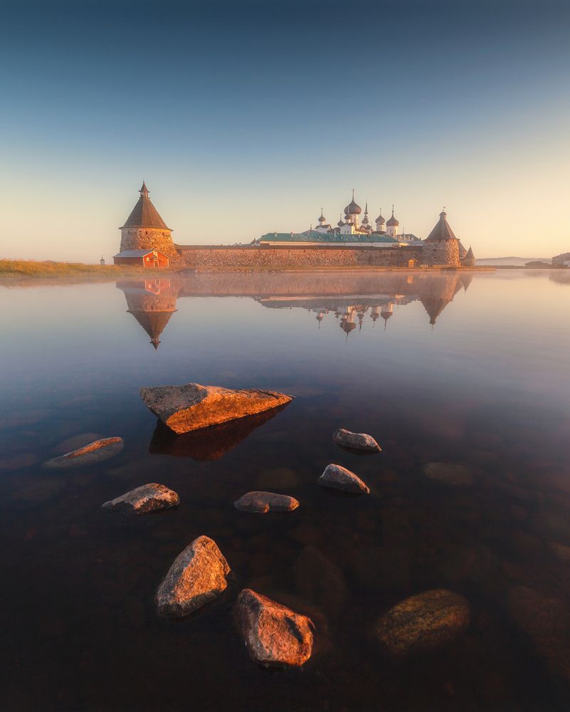 Photograph by Roman Lyubimski