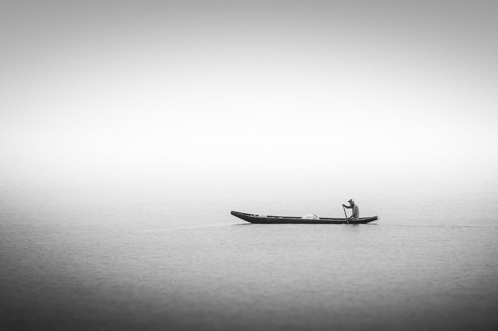 Quiet symphony of a hazy, rainy morning