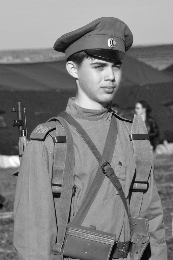 БЕЛЫЕ&КРАСНЫЕ...