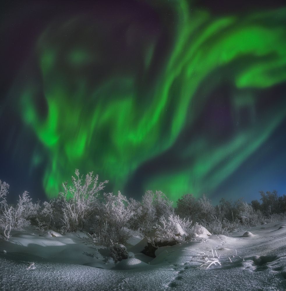 Night beyond the Arctic Circle