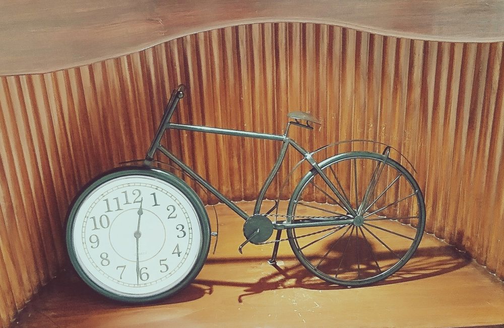 Cycle model clock
