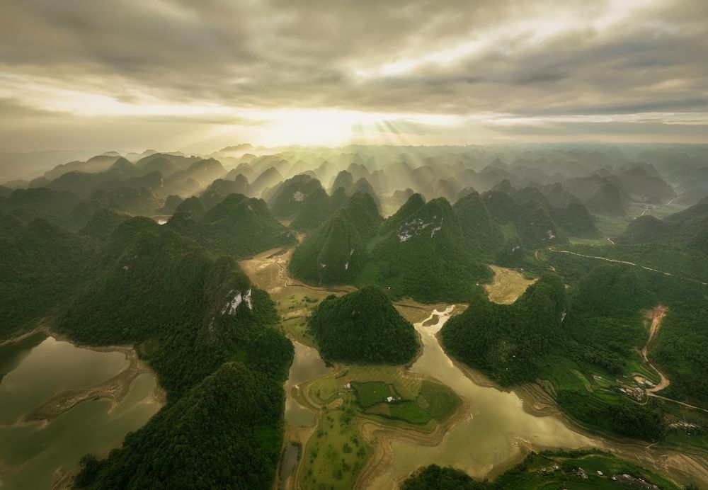 Photograph by Tran Phuong