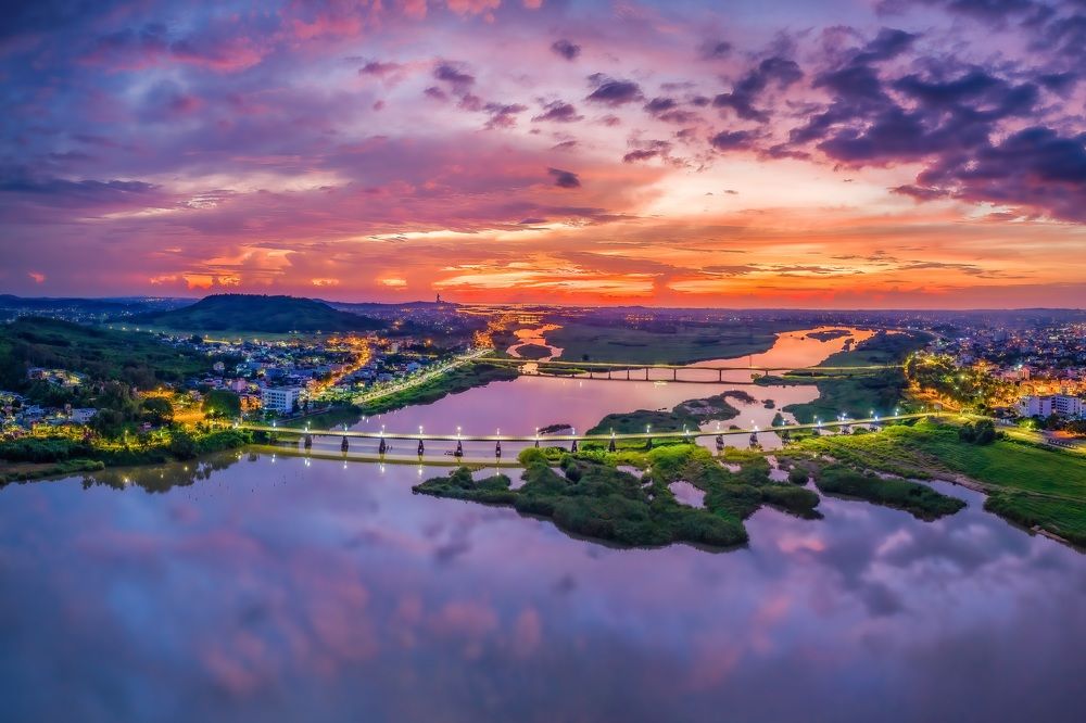 Photograph by Cao Alex