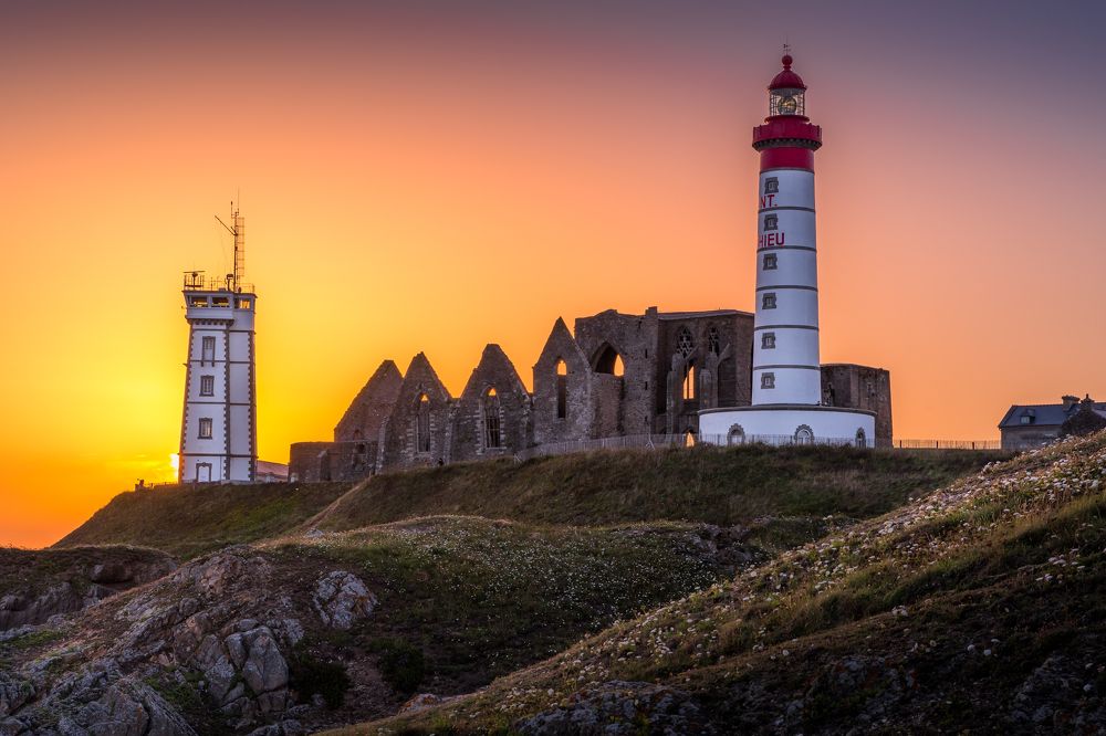 Photograph by Steven CALVEZ