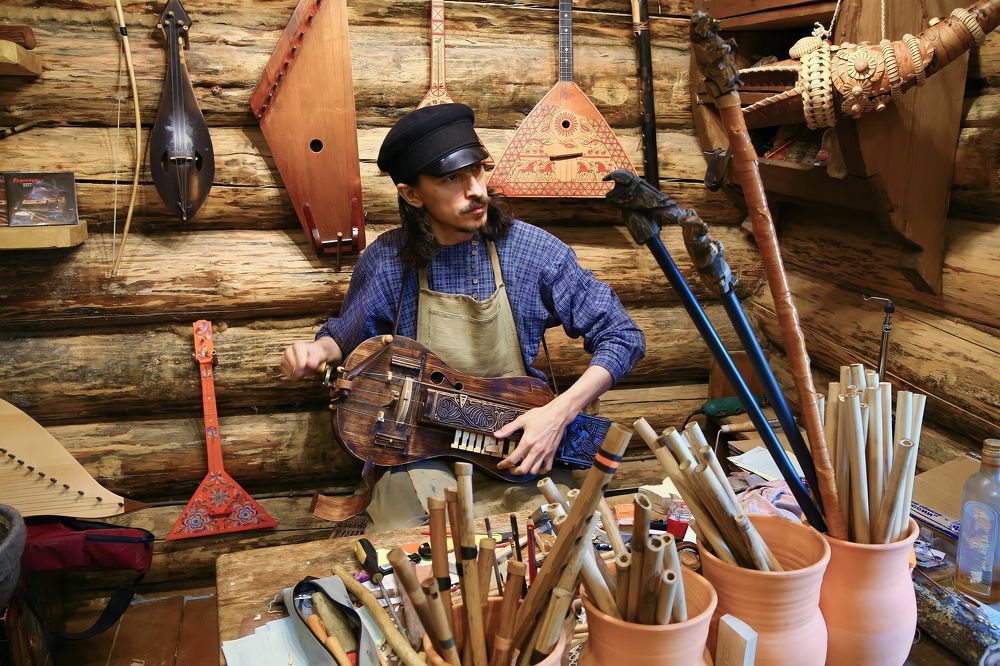 Фотография автора ОЛЬГА БУЛЫЧЕВА