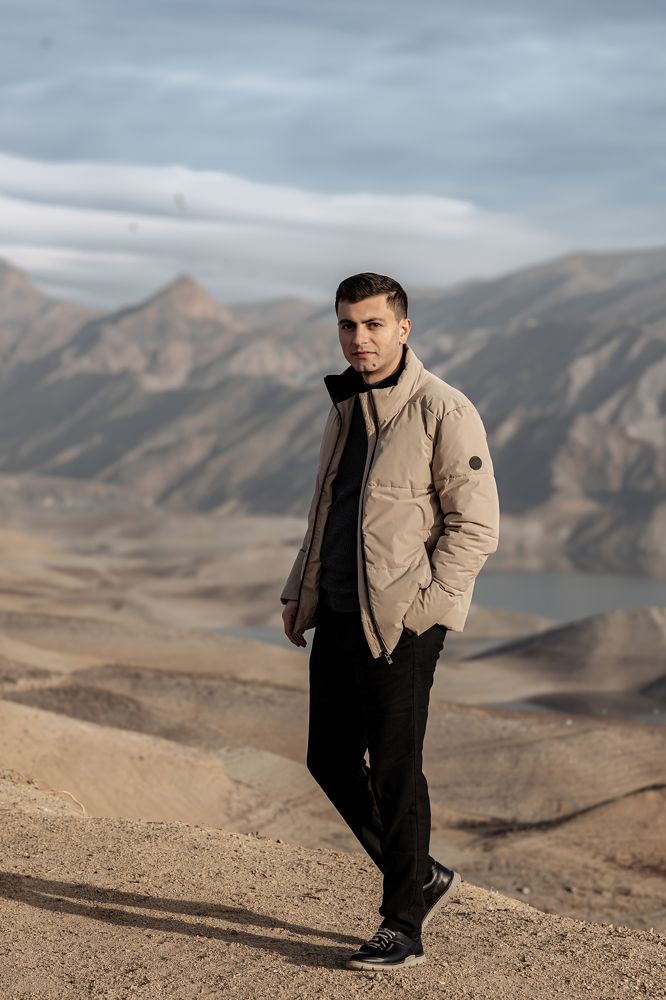 Photograph by ԷԴՈՒԱՐԴ ԴԱՆԻԵԼՅԱՆ