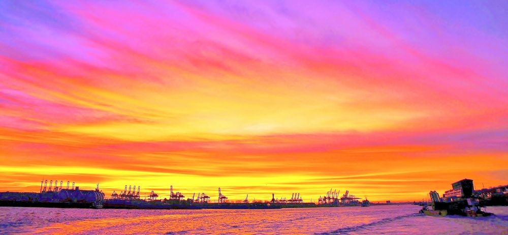 Закат над Эльбой.