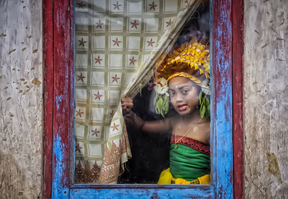 the Young rejang dancer