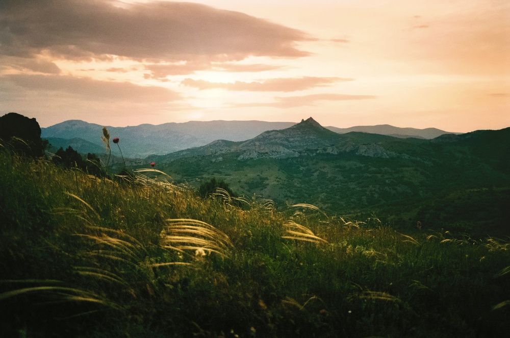 В закатных лучах.