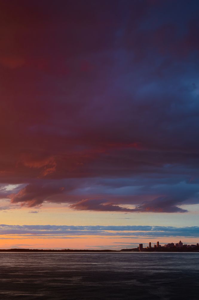 Waltz of red and blue colors