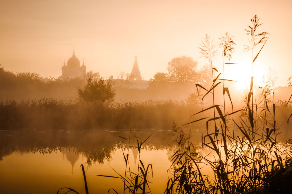 Утро туманное. Суздаль.