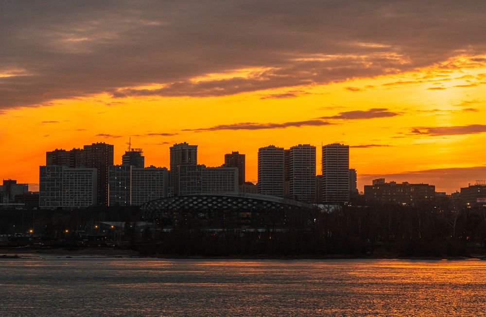 Фотография автора Максим Грибанов