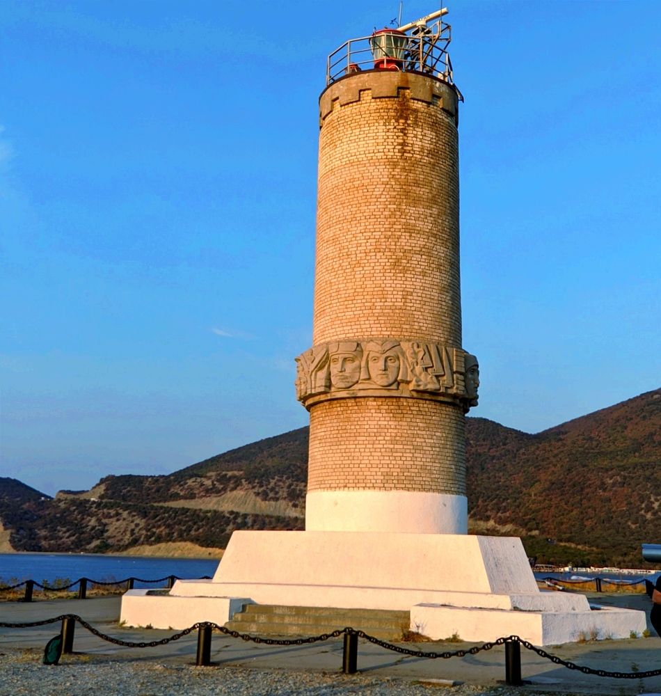 Фотография автора Андрей Павловский