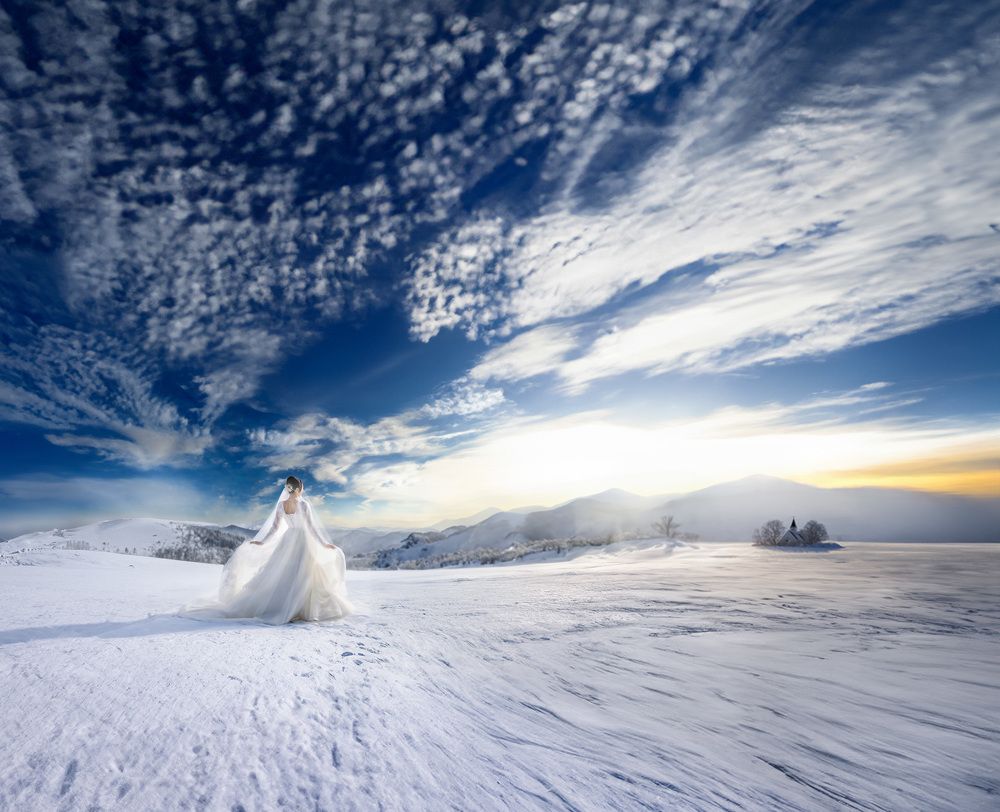 Photograph by KAWAKAMI KAZUTOSHI